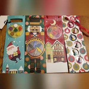 Wine bags new set of 4 each with 5 glass charm markers